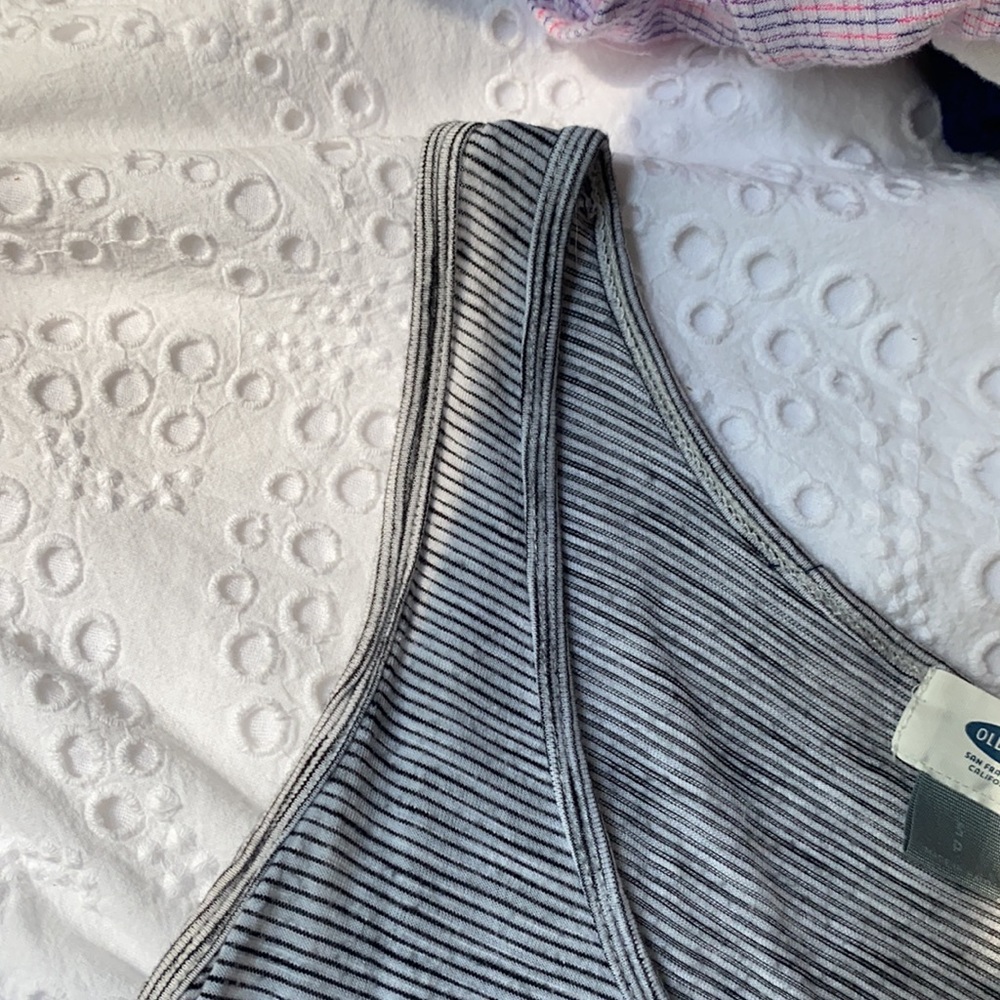 Striped Rounded Old Navy Tank - Picture 3 of 4